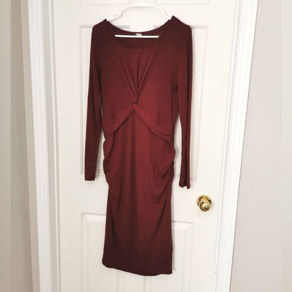 2/$20 Old Navy Maternity dress size S - Picture 1 of 5